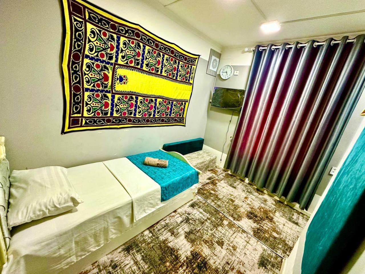 Guest House By Sayohati Diyor Douchanbé Extérieur photo